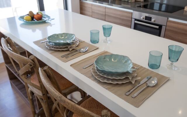 Chezmoihomes Plaza Nueva Deluxe