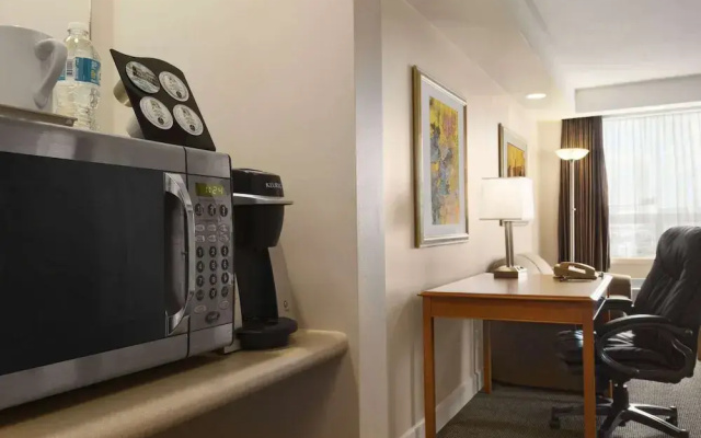 TRAVELODGE