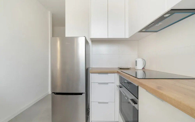 Studio With Outdoor Parking by Renters