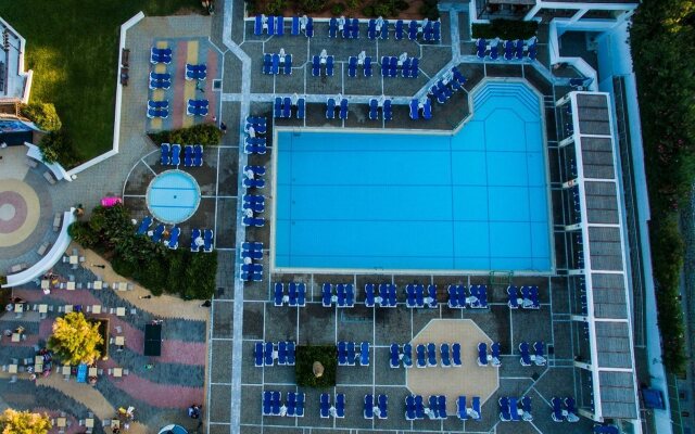 Annabelle Beach Resort - All Inclusive