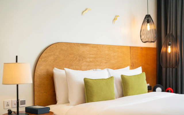 The Aviary Hotel