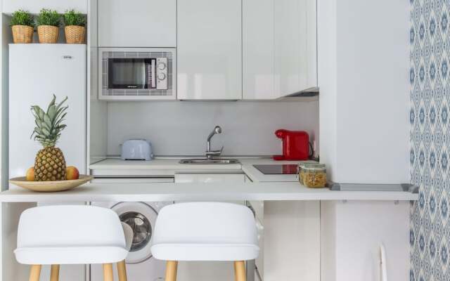 Horoko Apartments by gaiarooms