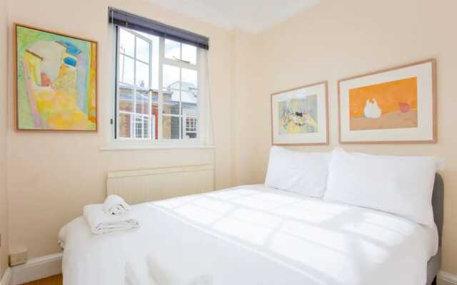 2 Bedroom West End Apartment Close To Regent's Park