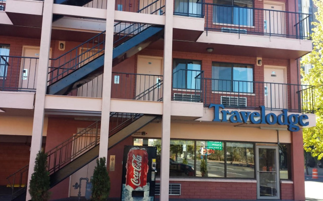 Travelodge by Wyndham Reno Downtown