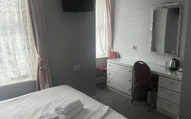 Silversands Hotel