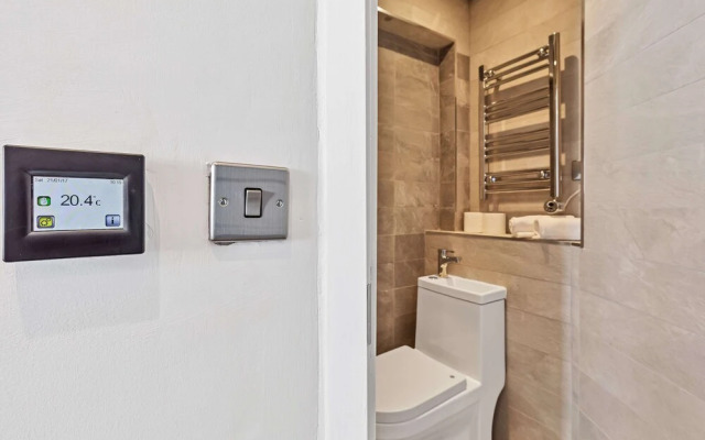 Right On : Bright On Apartment 1F | By My Getaways