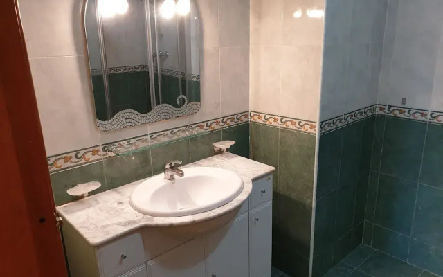 Delightful Spacious 2 bed Apartment in Nerja