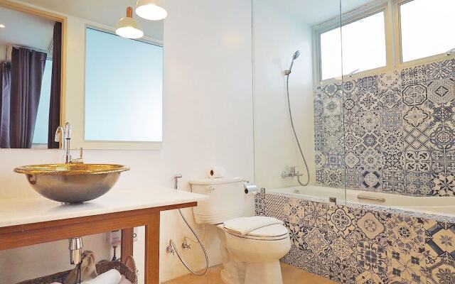 Costa Village Jacuzzi Bangsaray