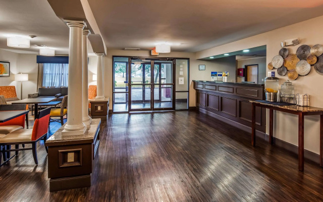 Best Western Inn & Suites