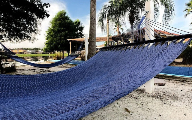 Family Oasis, Cozy Retreat With Bunk Room