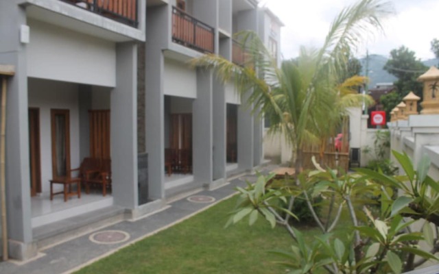 Semilir Senggigi Inn