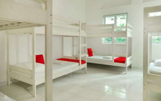 RedDoorz Hostel @ Lavender MRT
