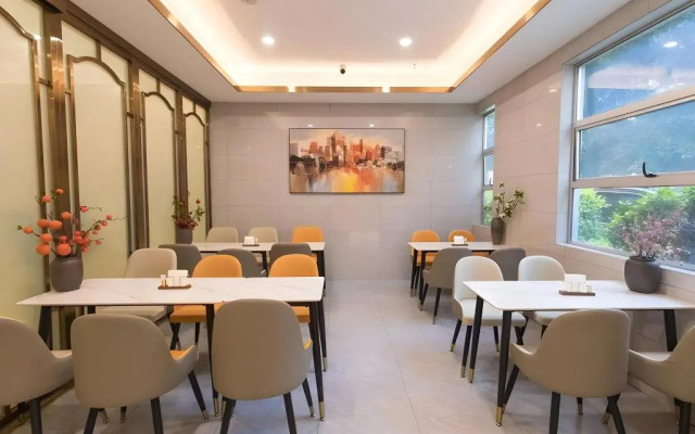 Vienna Hotel Shenzhen Bao'an Chuangye Road