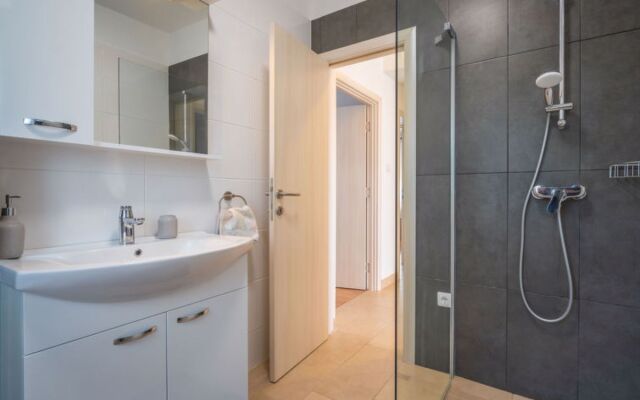 Apartment Šegulja St.Georges-de-Montclard 14289