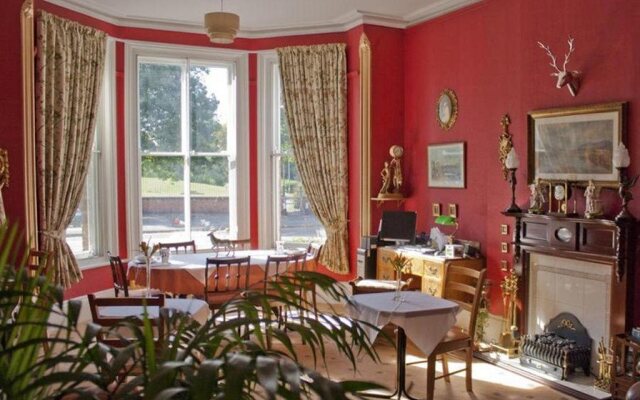 Holywell Guest House