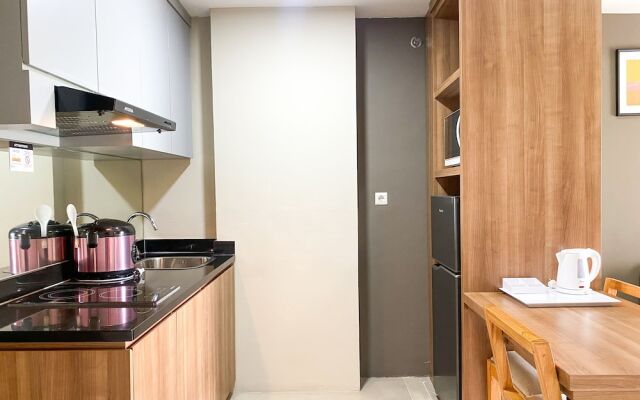 Good And Homey 1Br Apartment At Mustika Golf Residence
