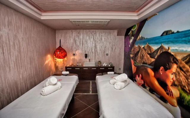 Wellness & Spa Hotel ACD Annex