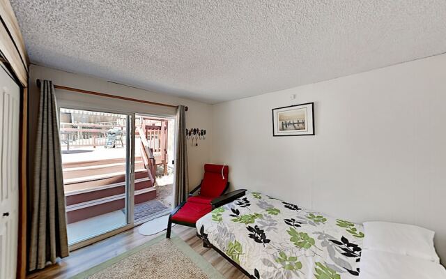 40256est 3 Bedroom Home