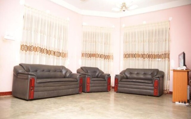 Wildlife Safari House