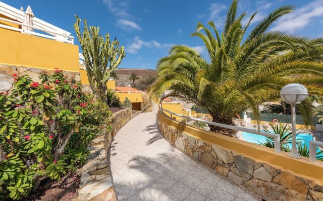 Apartamentos Punta Marina by LIVVO