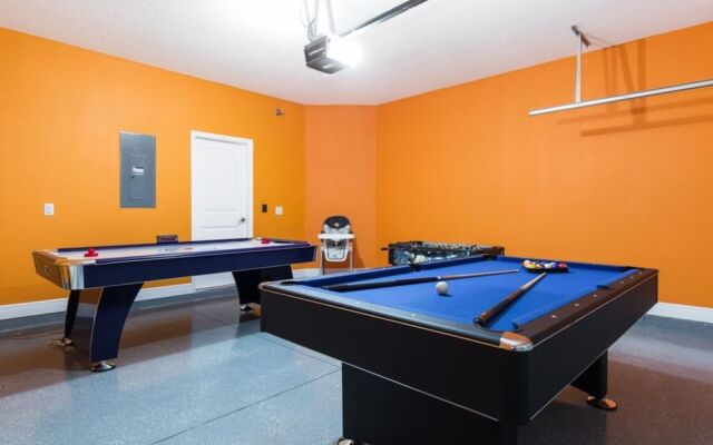 Solterra - 4103 Oaktree Drive