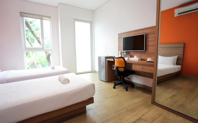 LeGreen Suite Kuningan
