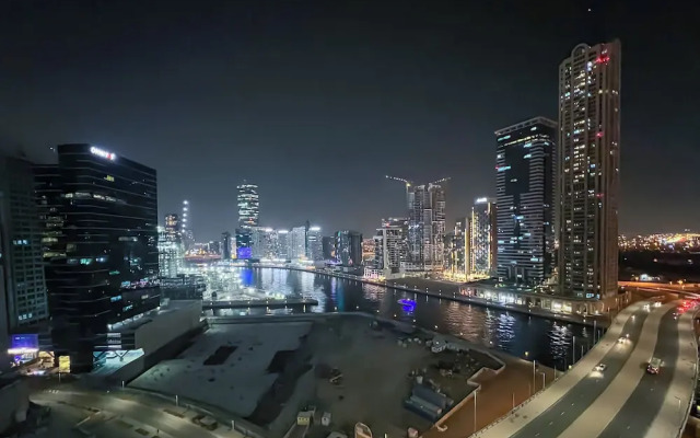 Relax in Style Central 1BDR Cityscape