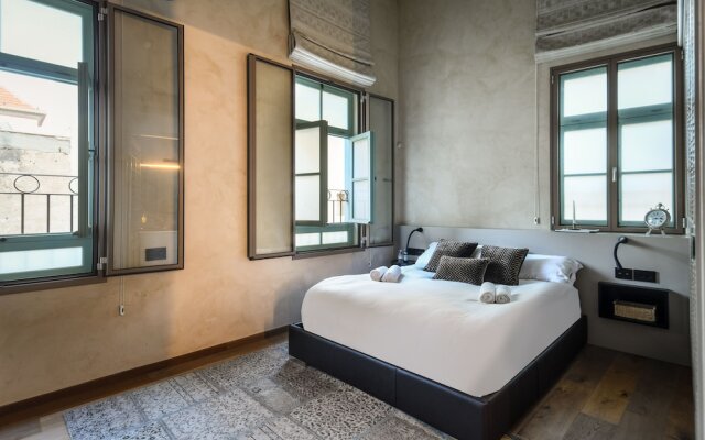 The Pearl of Jaffa Lux Apt by Sea N Rent