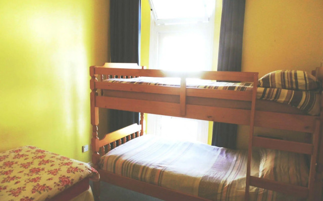 Homestay Bristol - Hostel