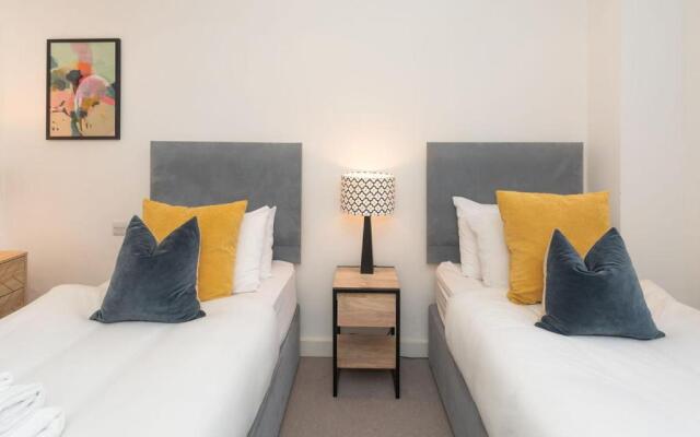 Panda Sanctuaries, Kensington Chapel Apartment