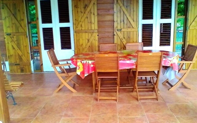 House With 3 Bedrooms in Anse-bertrand, With Enclosed Garden and Wifi