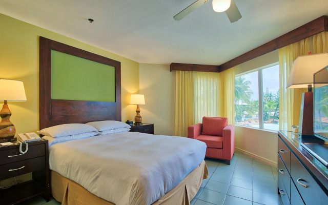 Fiesta Resort Central Pacific - All Inclusive