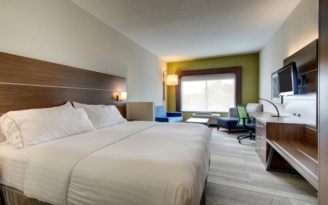 Holiday Inn Express & Suites Aurora - Naperville by IHG