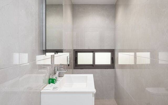 Athenian Riviera Prime Residence