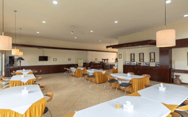 Palm Hotel