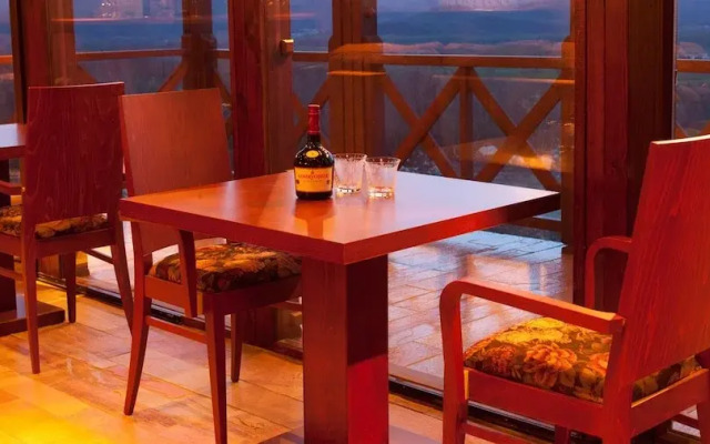 Refanidis Natural Luxury Hotel