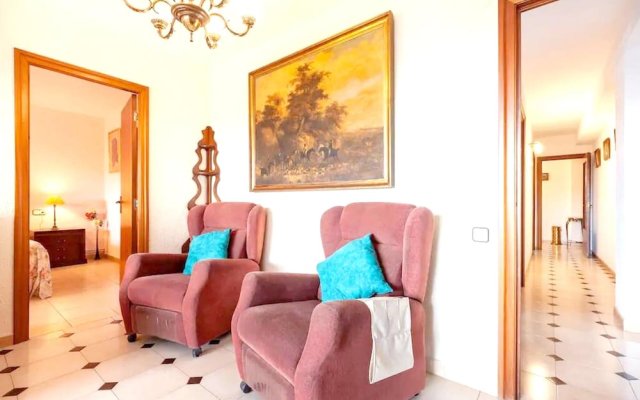 Apartment With 2 Bedrooms In Tarragona, With Wifi
