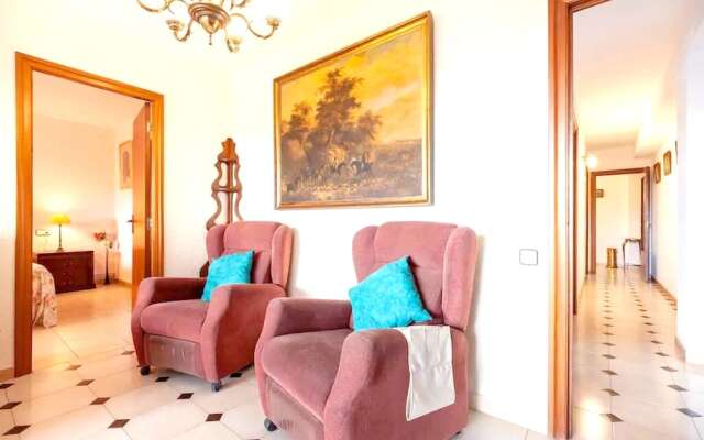 Apartment with 2 Bedrooms in Tarragona, with Wifi