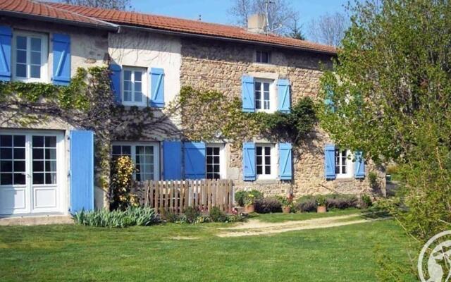 Gîte Saint-Alban-les-Eaux, 7 pièces, 10 personnes - FR-1-496-95