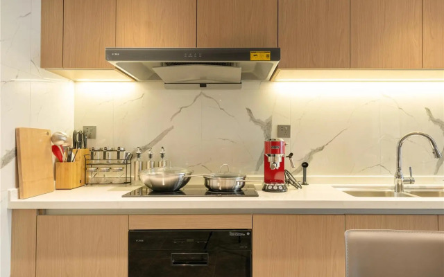 Cresasia Residence