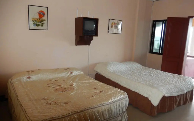 Casa Royal Beach Front