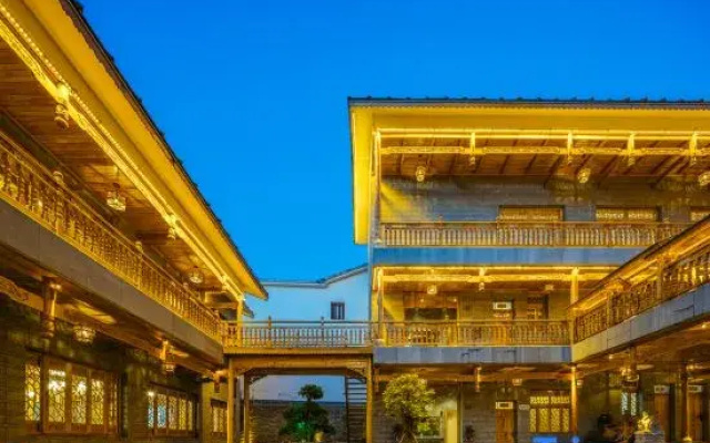 Floral Hotel·Anshun Tunbao hotel (Yunjiu Mountain Branch)
