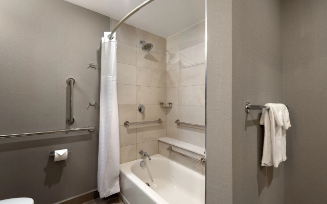 Hyatt Place Monterrey Valle
