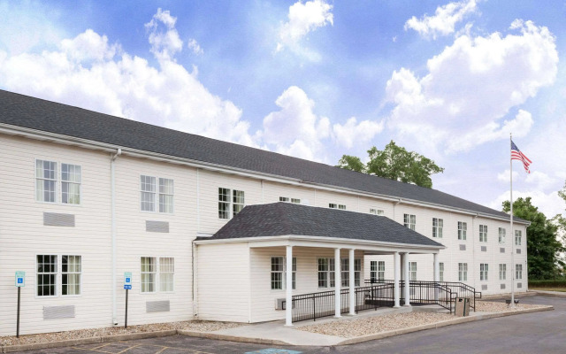 Quality Inn Mishawaka - South Bend