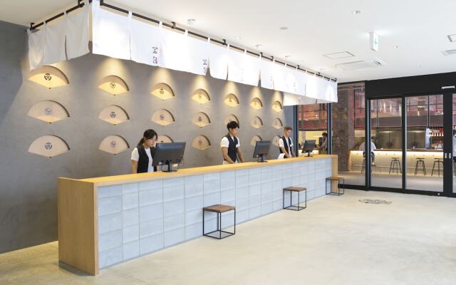 Yolo Hotel