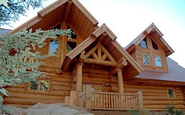 Hickory Mist Luxury Cabins & Lodges