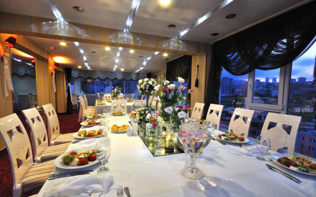 Grand Atakum Hotel