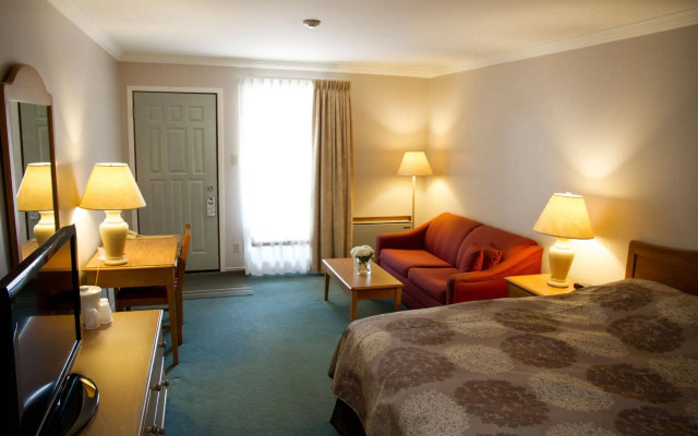 Rideau Heights Inn