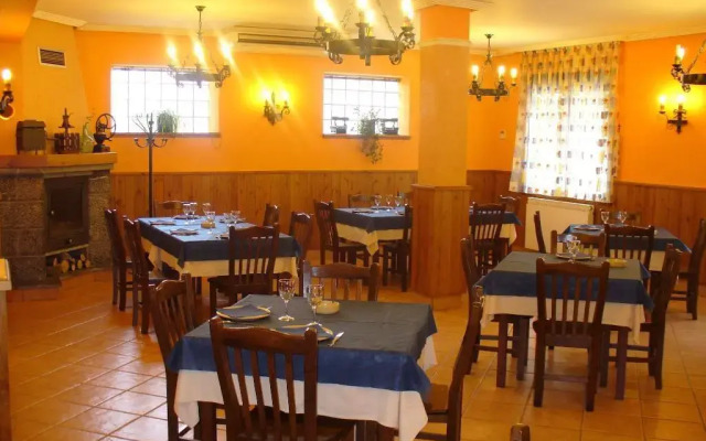 Hotel Rural Huelde