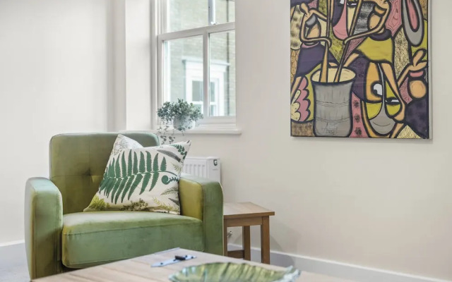 Sapphire Serviced Apartment